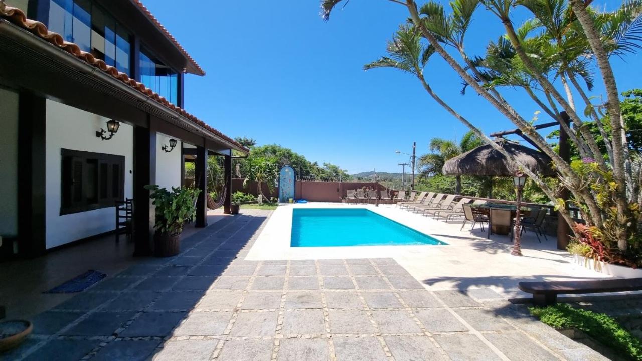 Casa 10 suítes, até 64 pessoas, Praia Ferradura