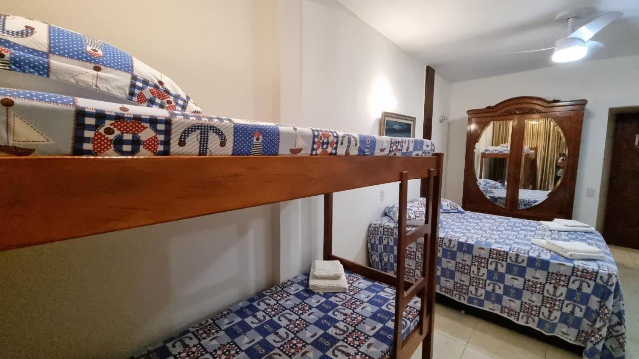 Casa 10 suítes, até 64 pessoas, Praia Ferradura