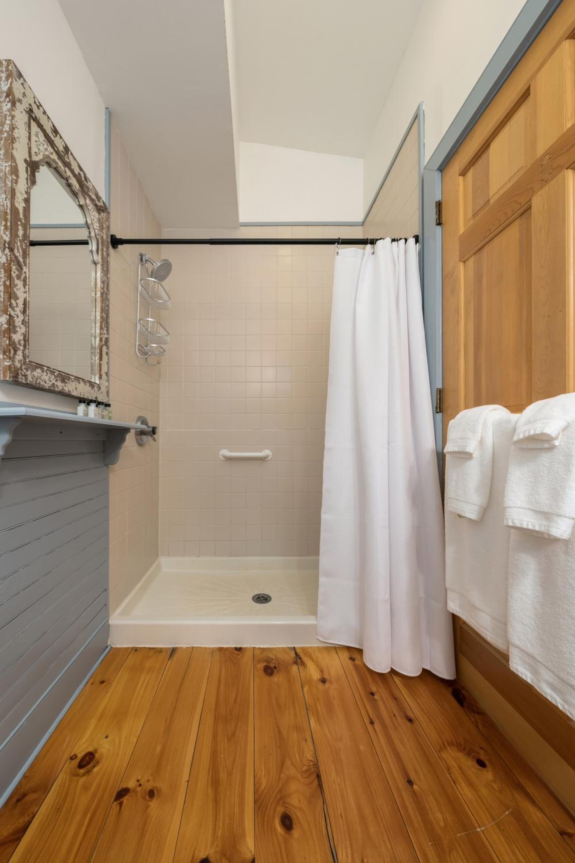Inn at Silver Maple Farm