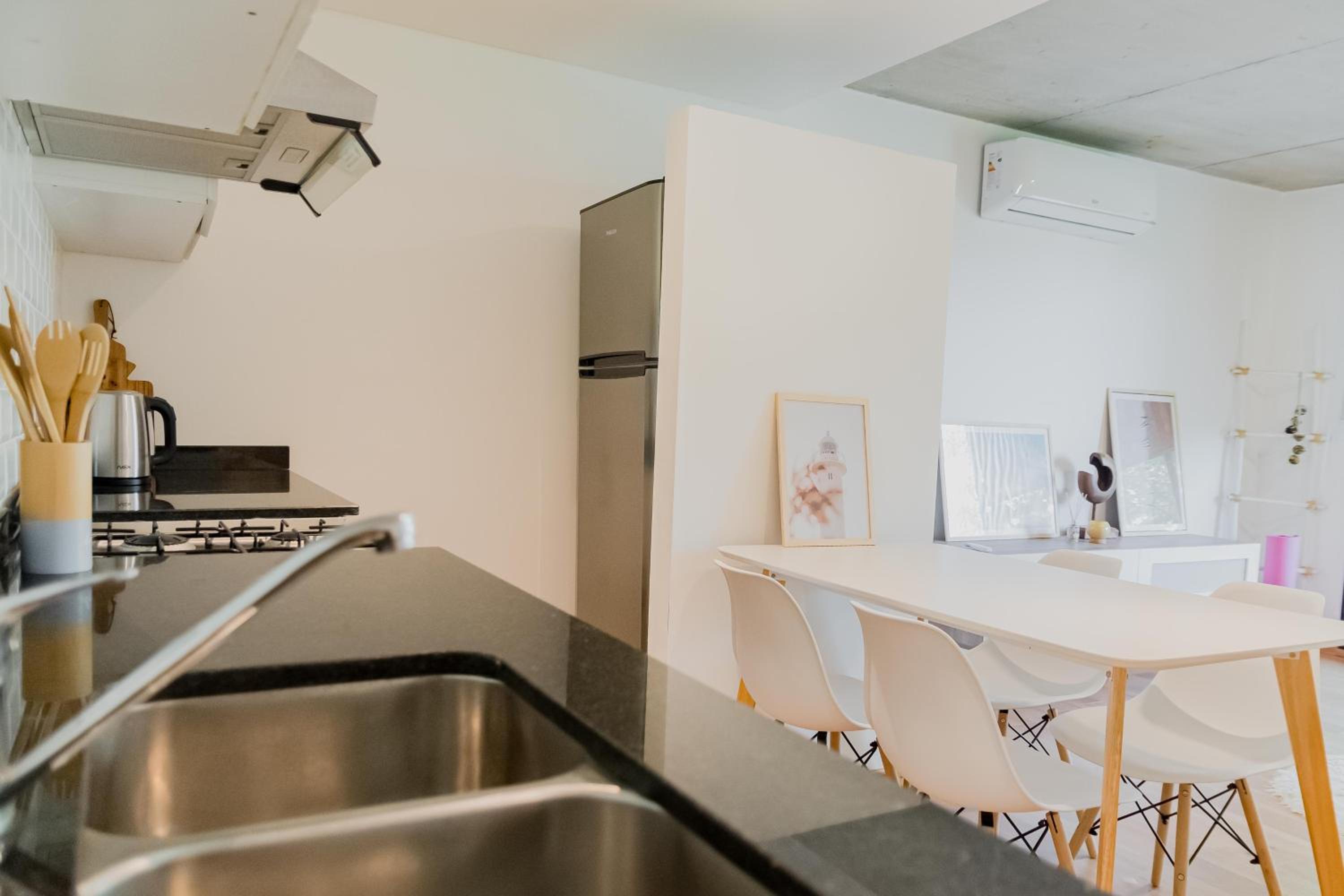 Depto Genova, Zona Norte, cochera con Reserva previa