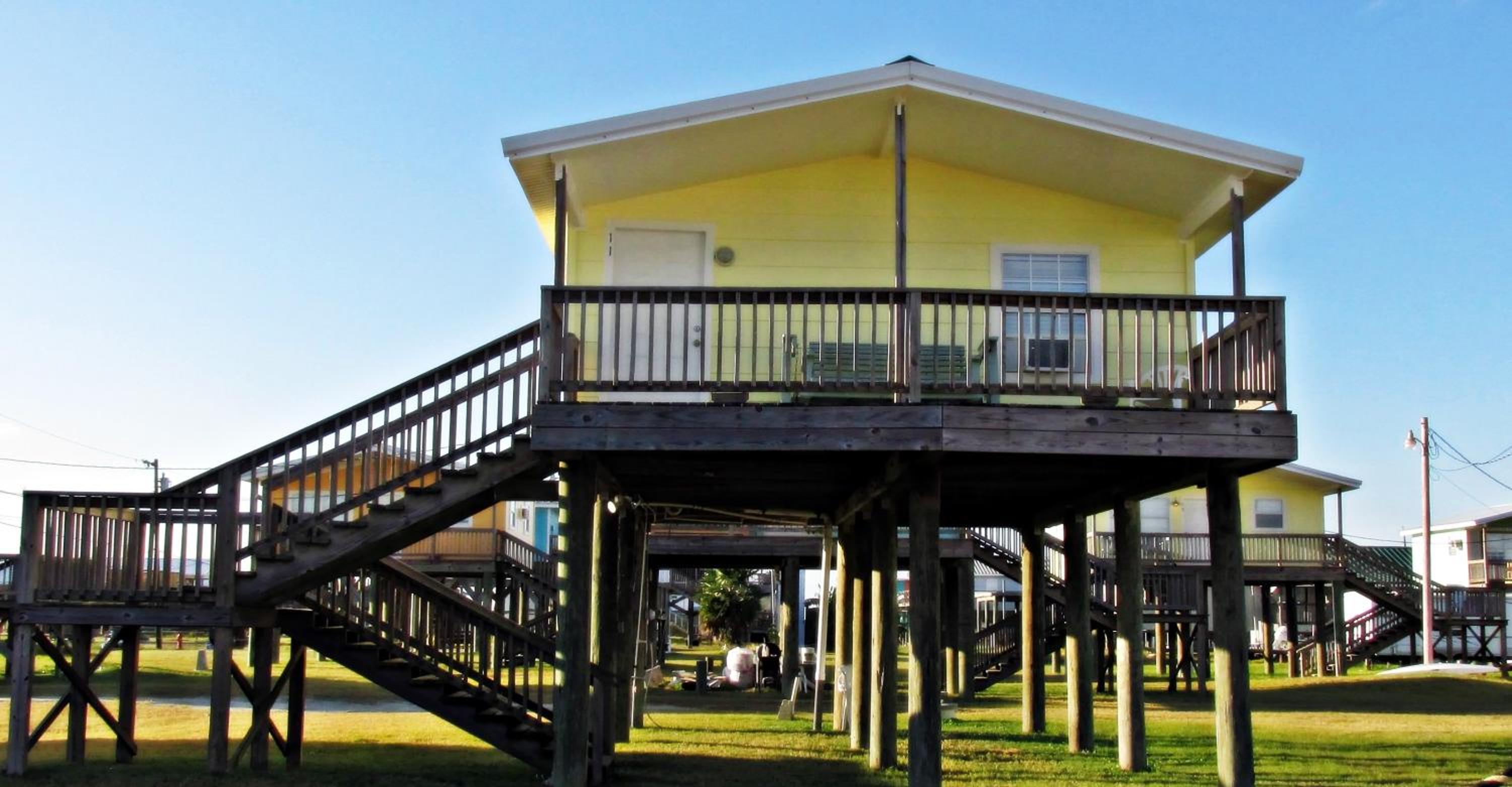 Blue Dolphin Inn and Cottages