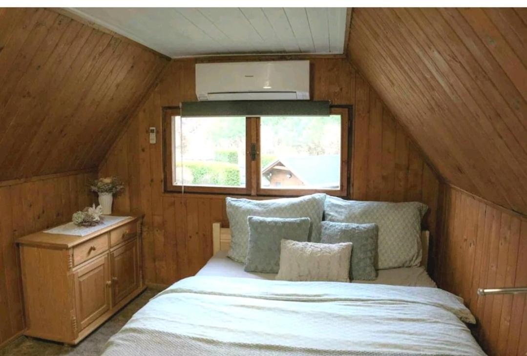 Charming cottage KLARA with Sauna, Nature&Privacy near Prague