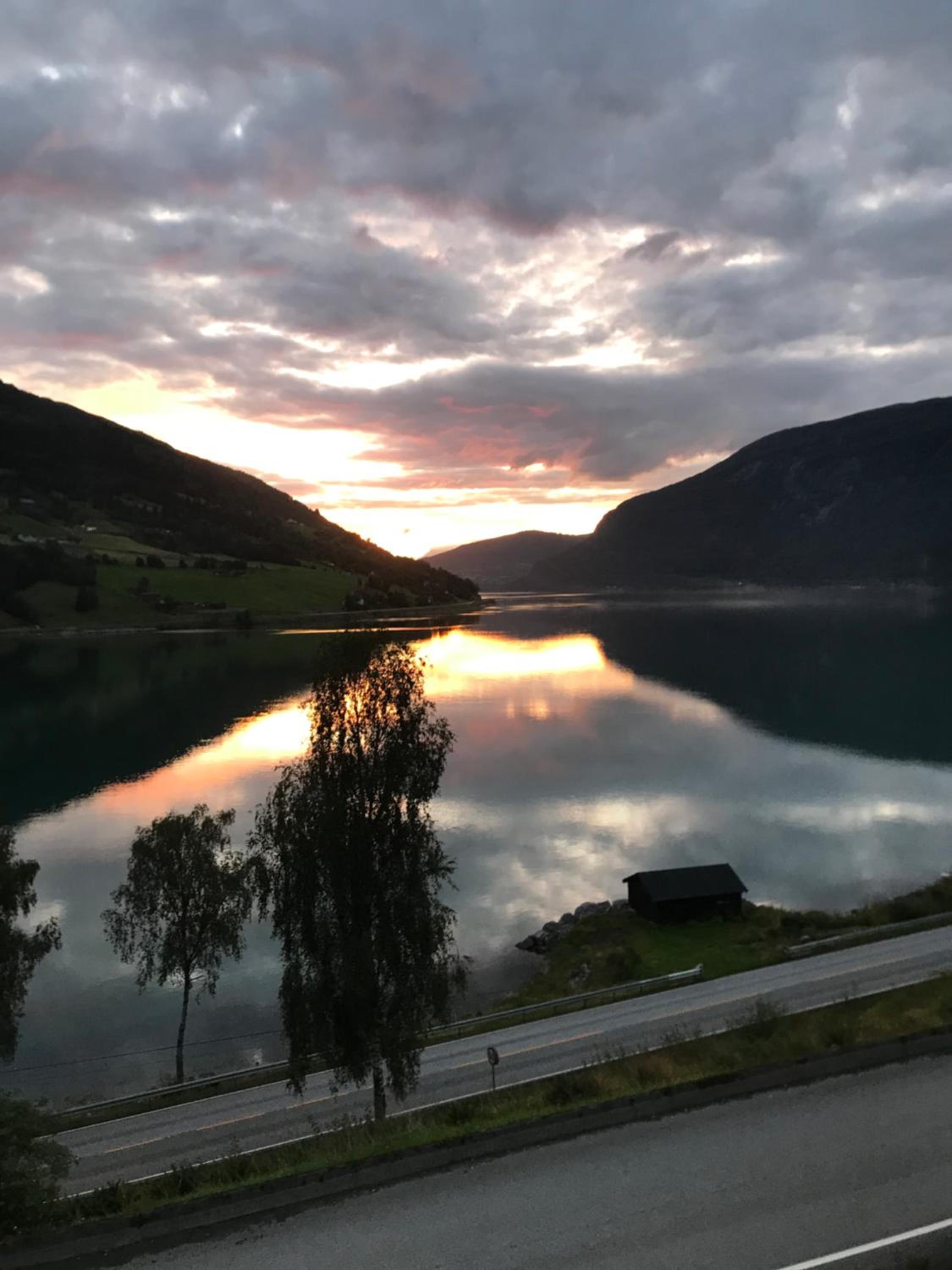 Panorama Fjord Olden