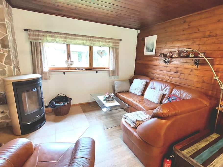 Charming cottage KLARA with Sauna, Nature&Privacy near Prague