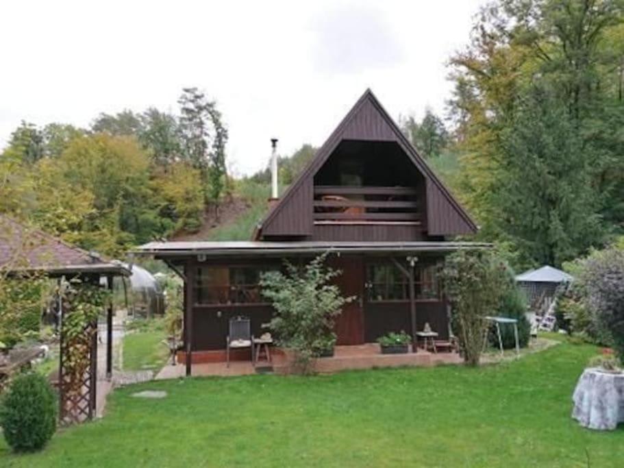 Charming cottage KLARA with Sauna, Nature&Privacy near Prague