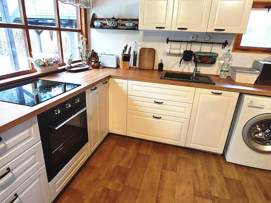 Charming cottage KLARA with Sauna, Nature&Privacy near Prague