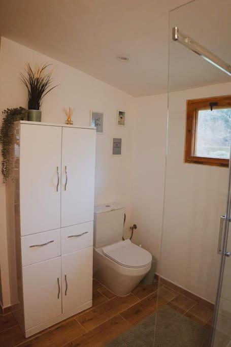 Charming cottage KLARA with Sauna, Nature&Privacy near Prague