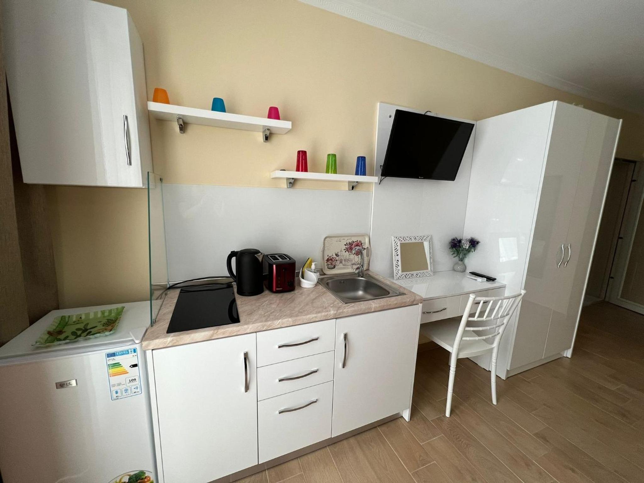 Alb's Apartment 2