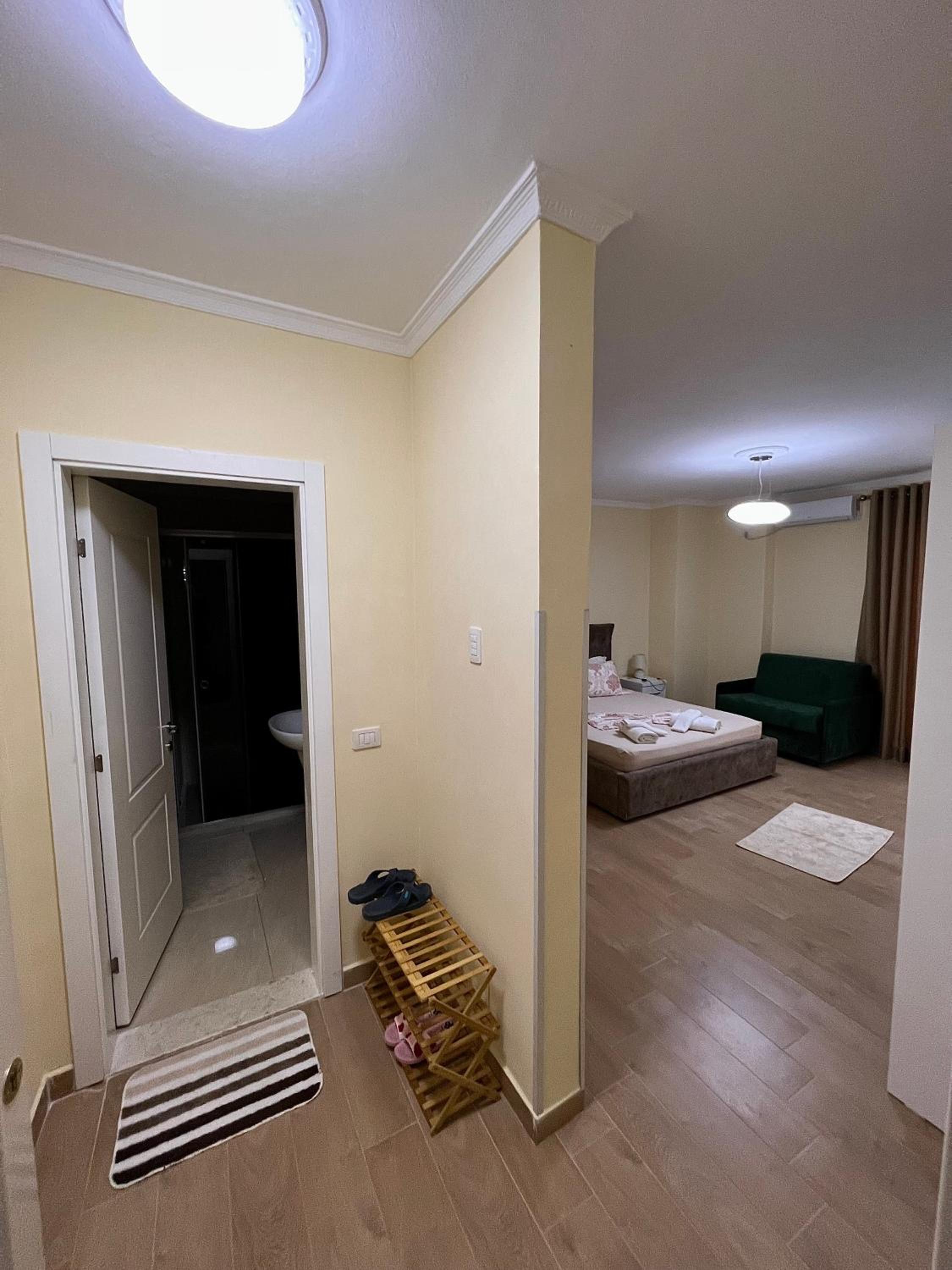 Alb's Apartment 2