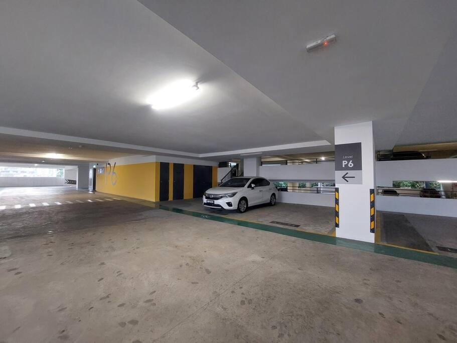 BOHEMIAN HOME 3 bedroom -10 mins to Mid Valley