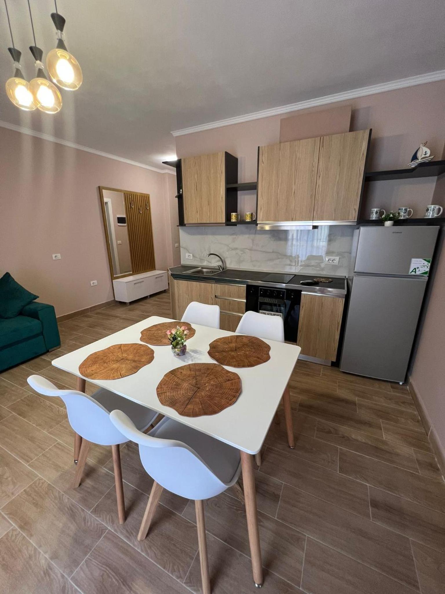 Alb's Apartment 2