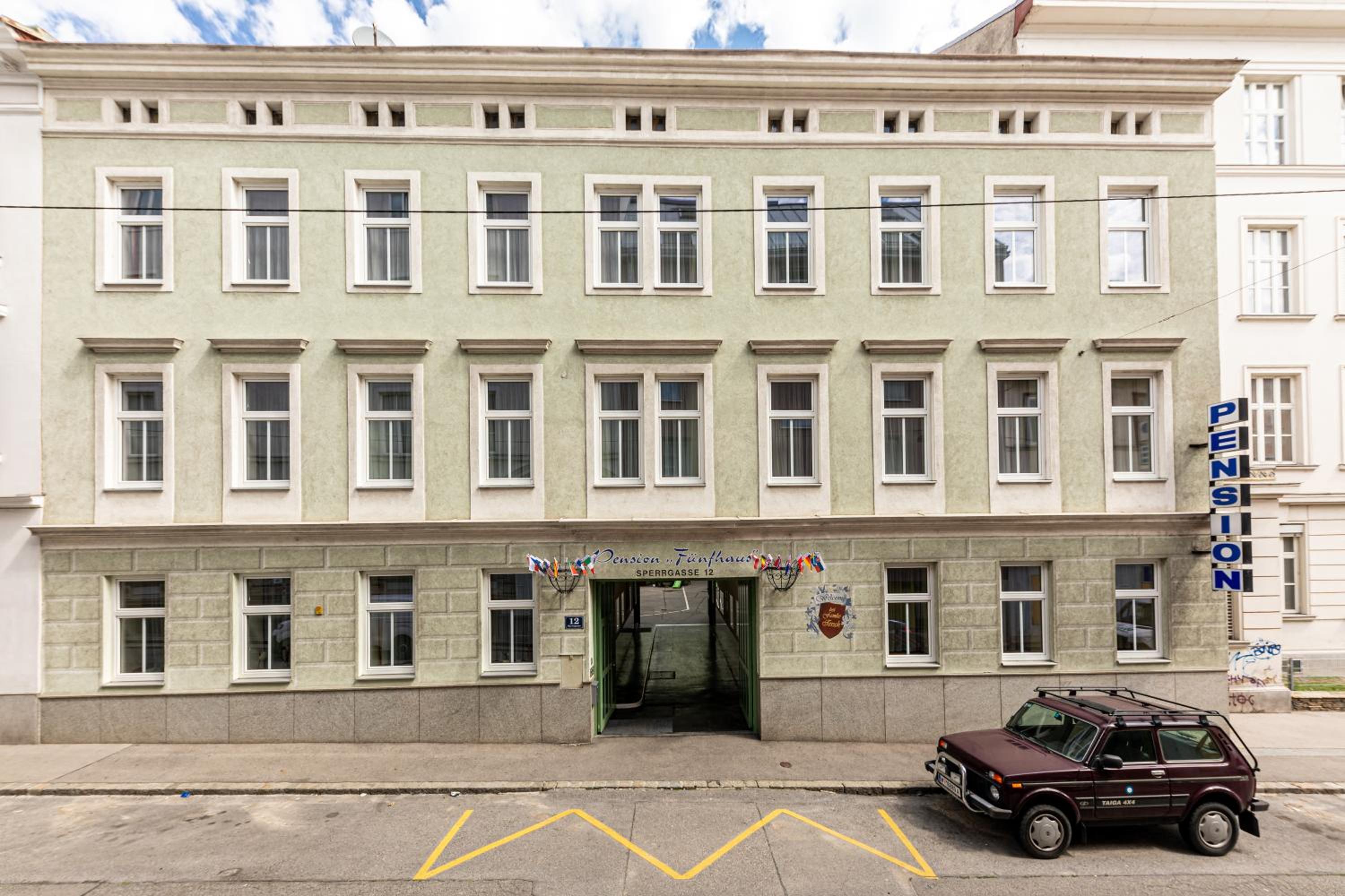 Hotel-Pension Fünfhaus