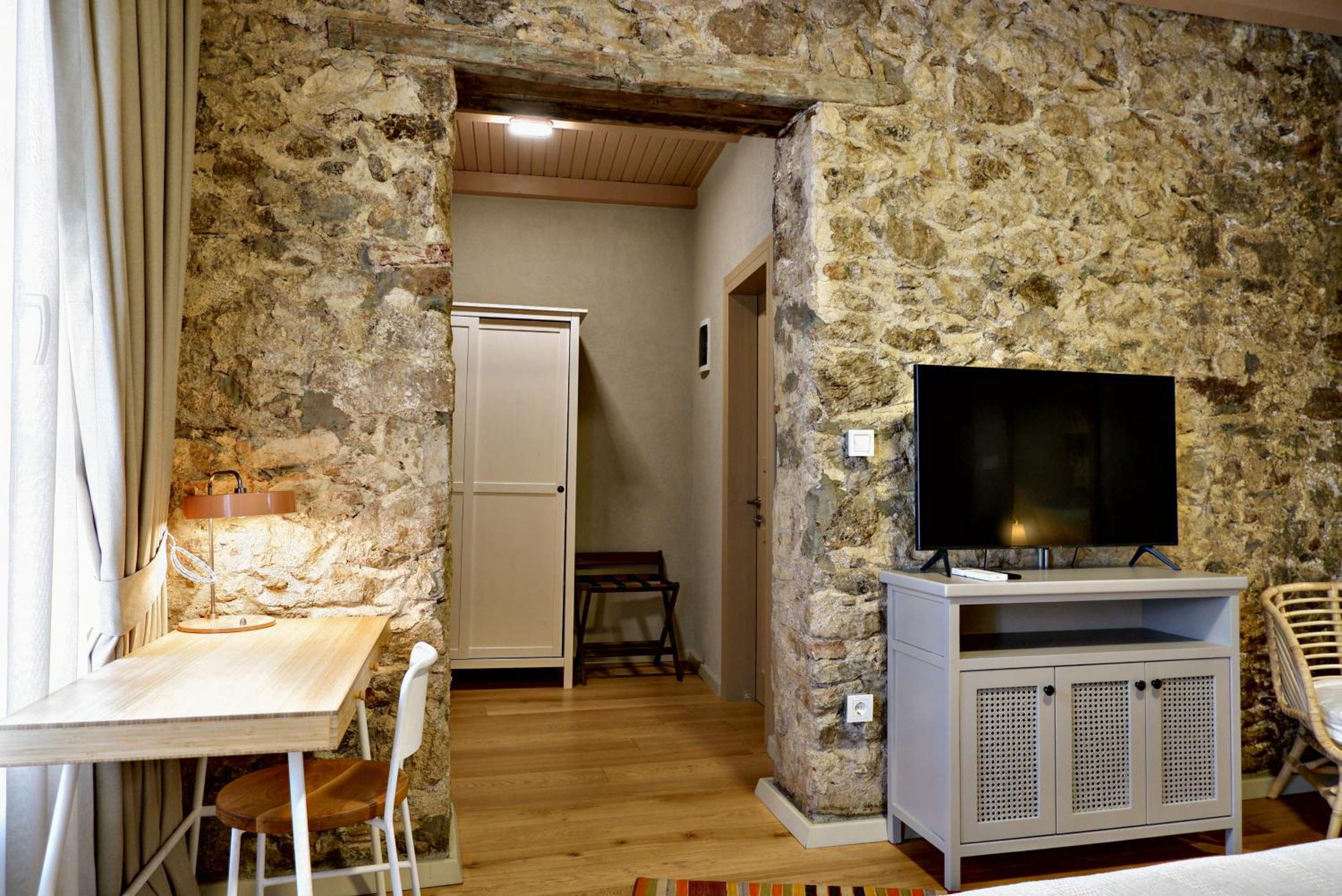 Bono Hotel Old Town - Image 173