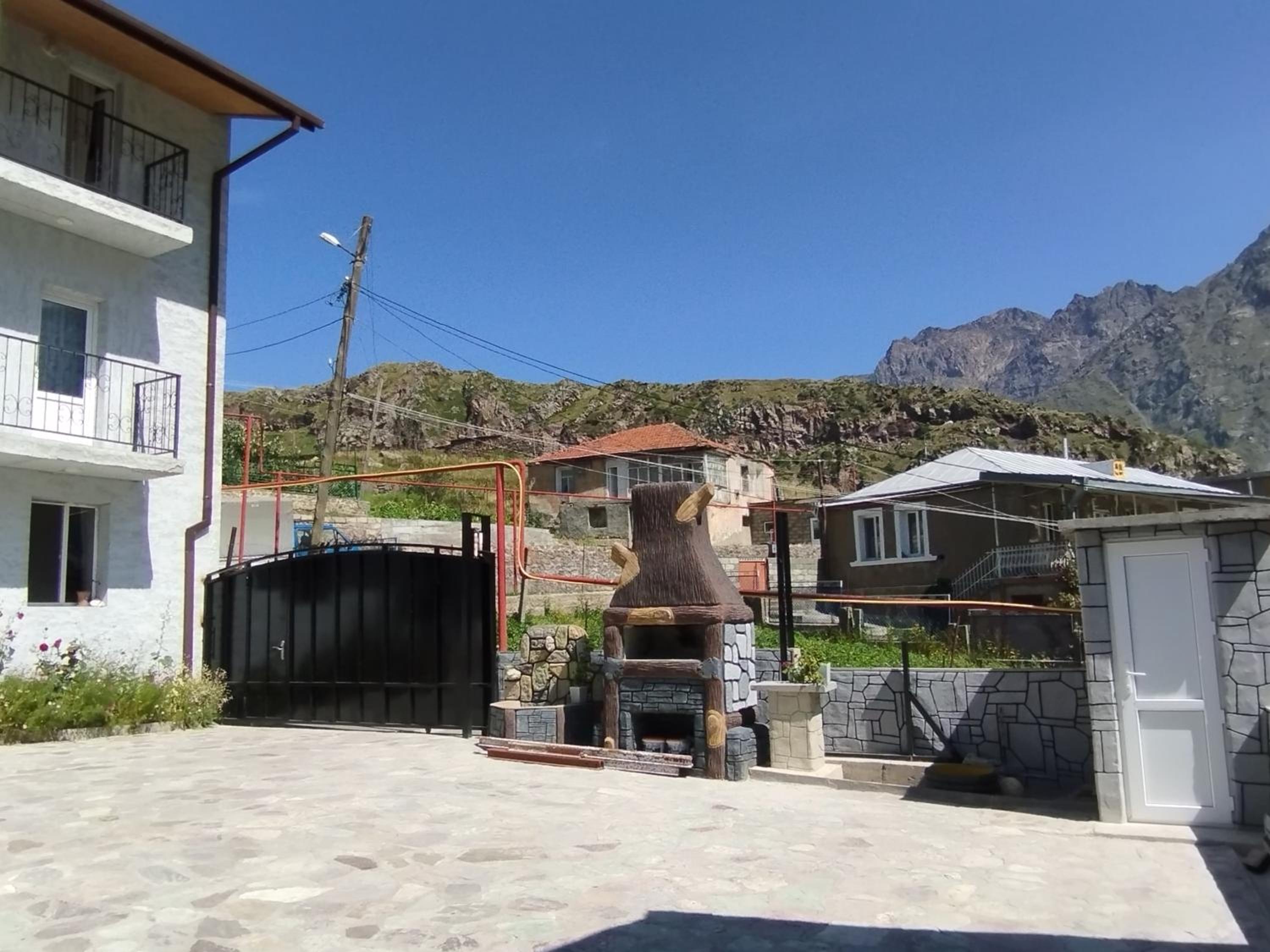 Kazbek view guesthous view 5