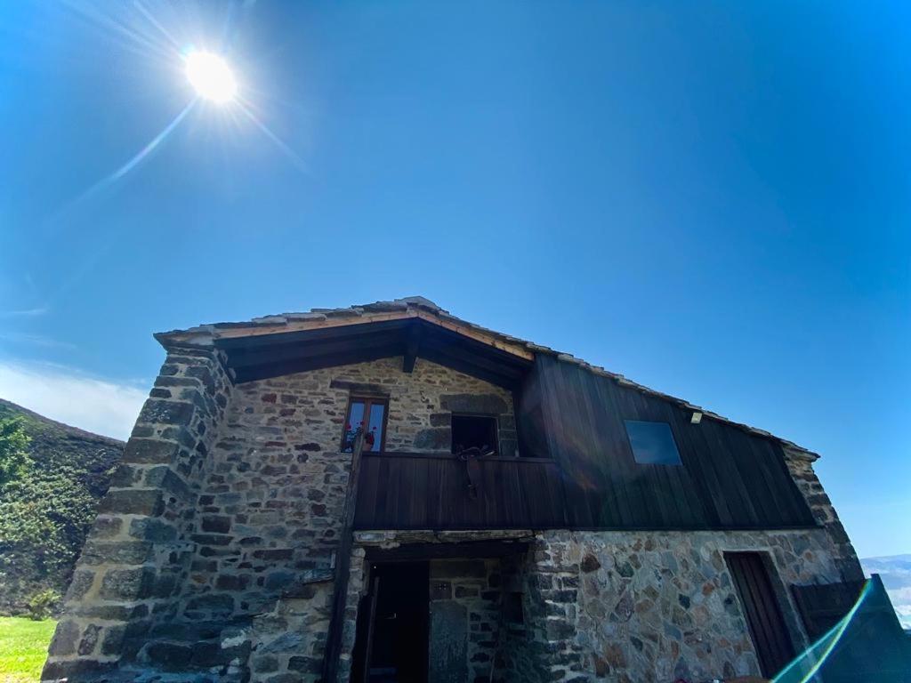Tiñones cabaña pasiega