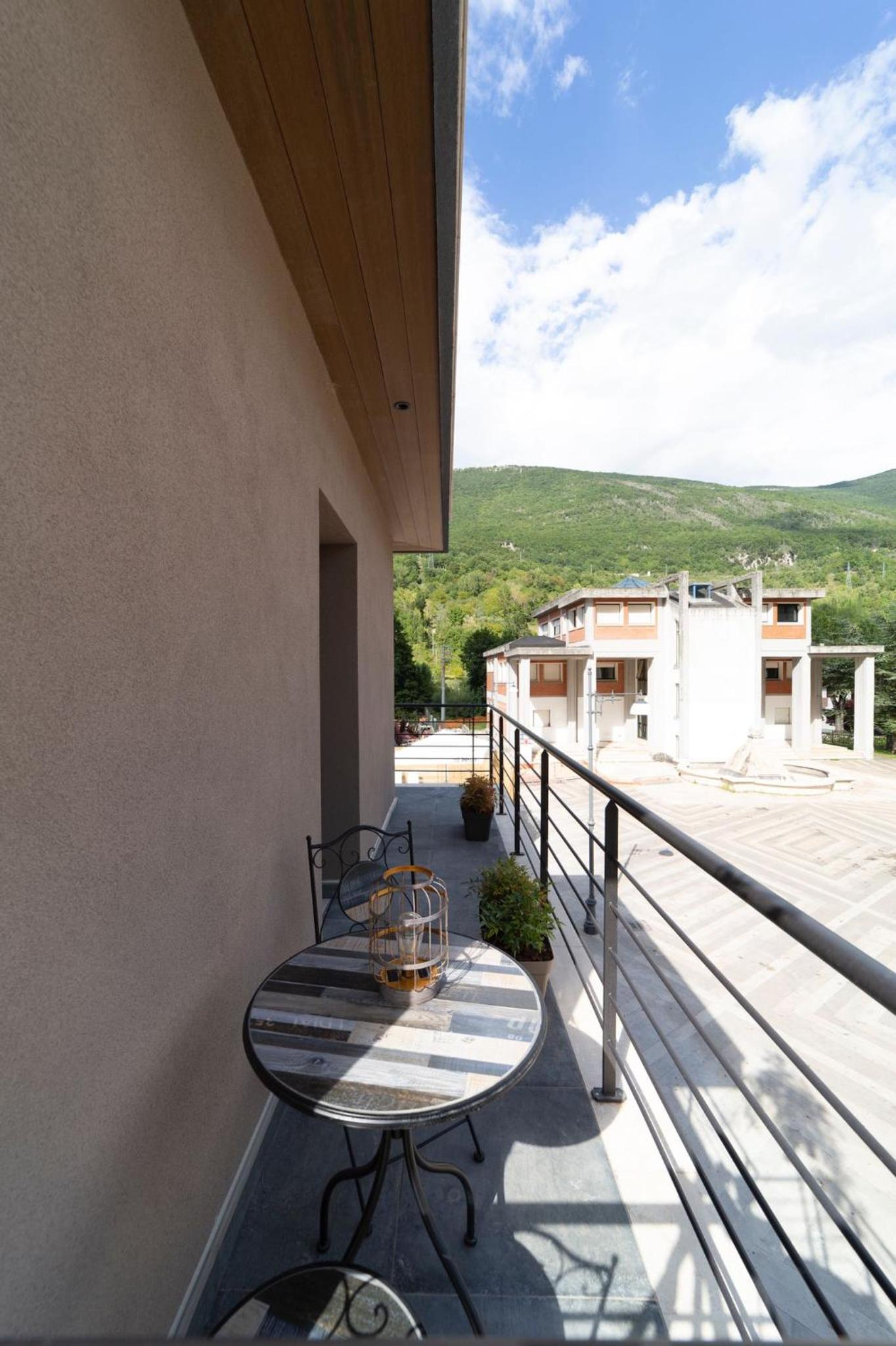 The Garden - Property Image 12