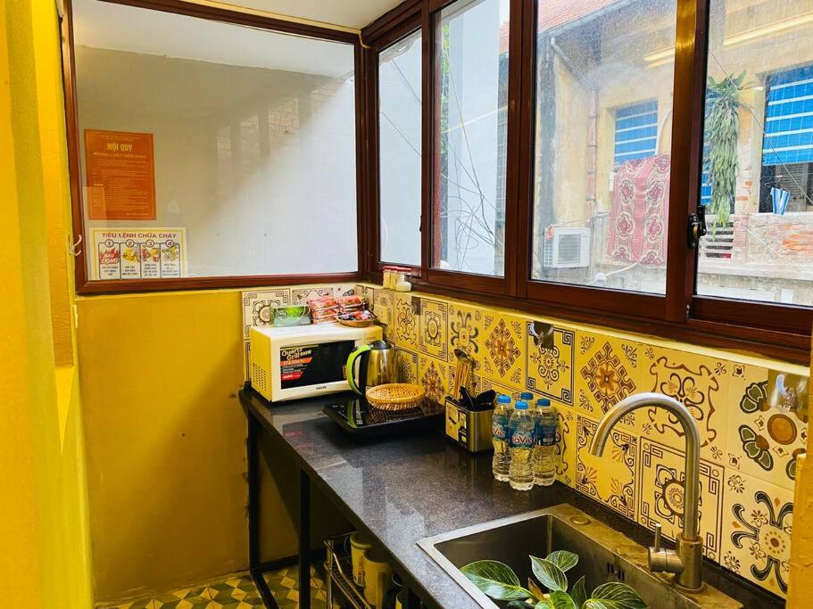 Wooden House 38 Hang Cot - 5' to HoanKiem Lake & Al Noor Mosque