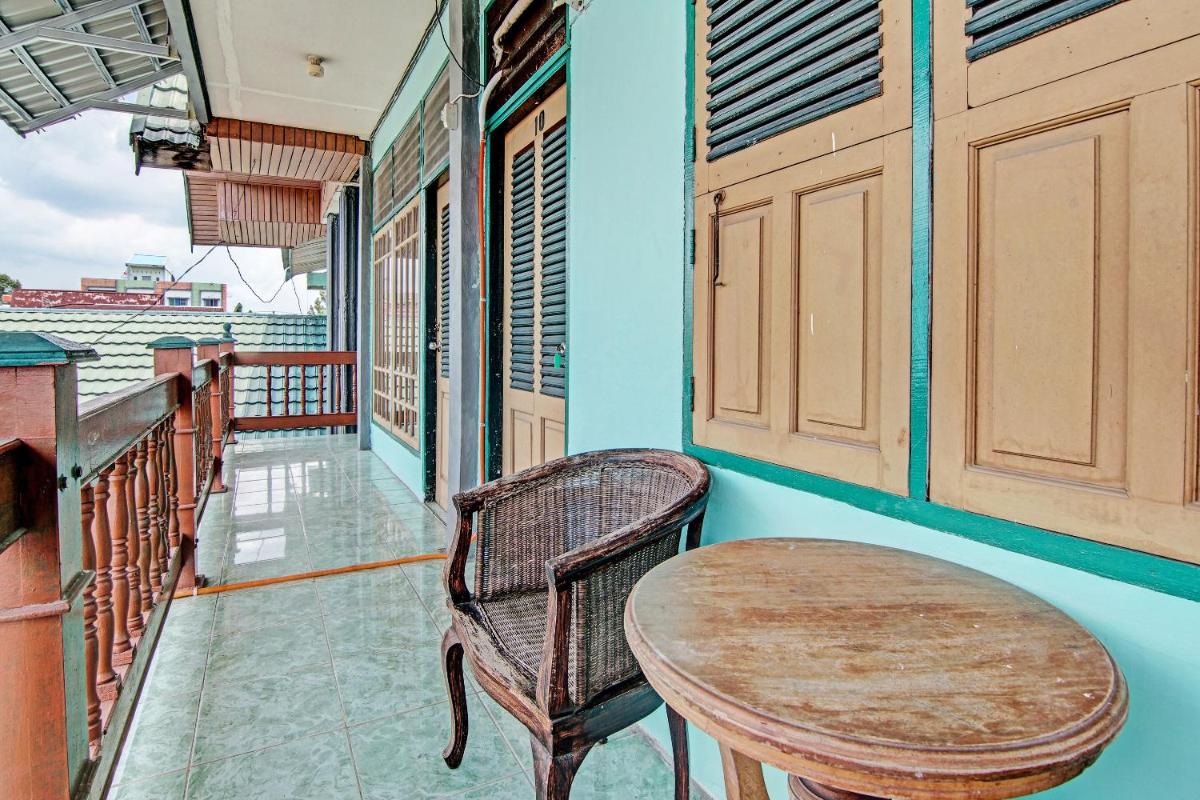 balcony