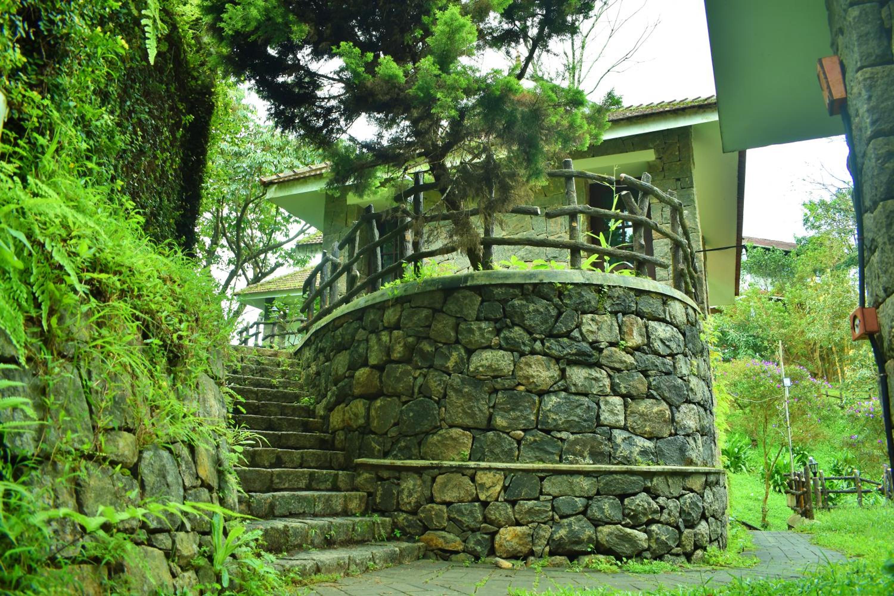 Adrak Summer Sand Hill Resort Vagamon
