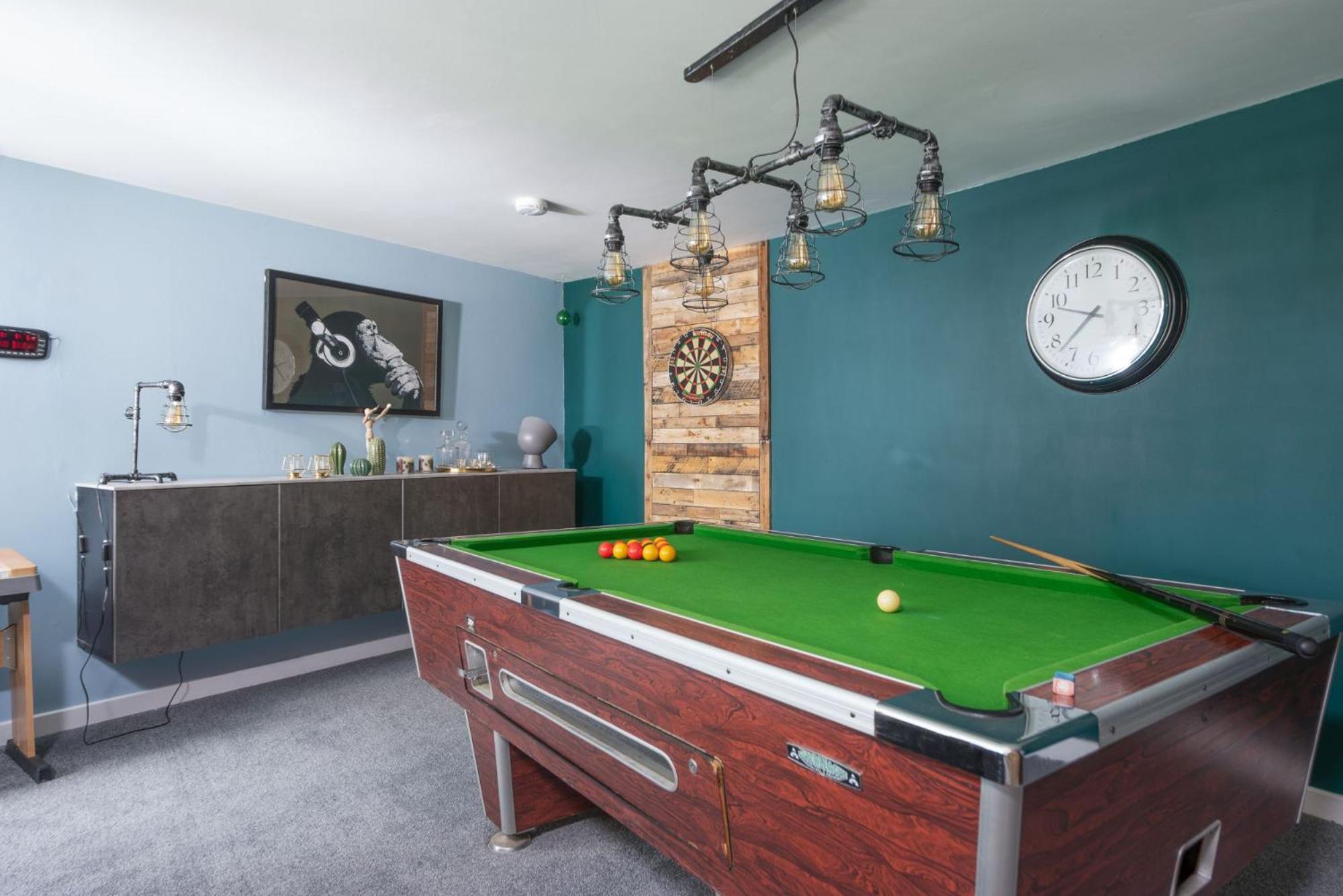 Woolbrook Reservoir - Private Hot Tub & Secure Parking