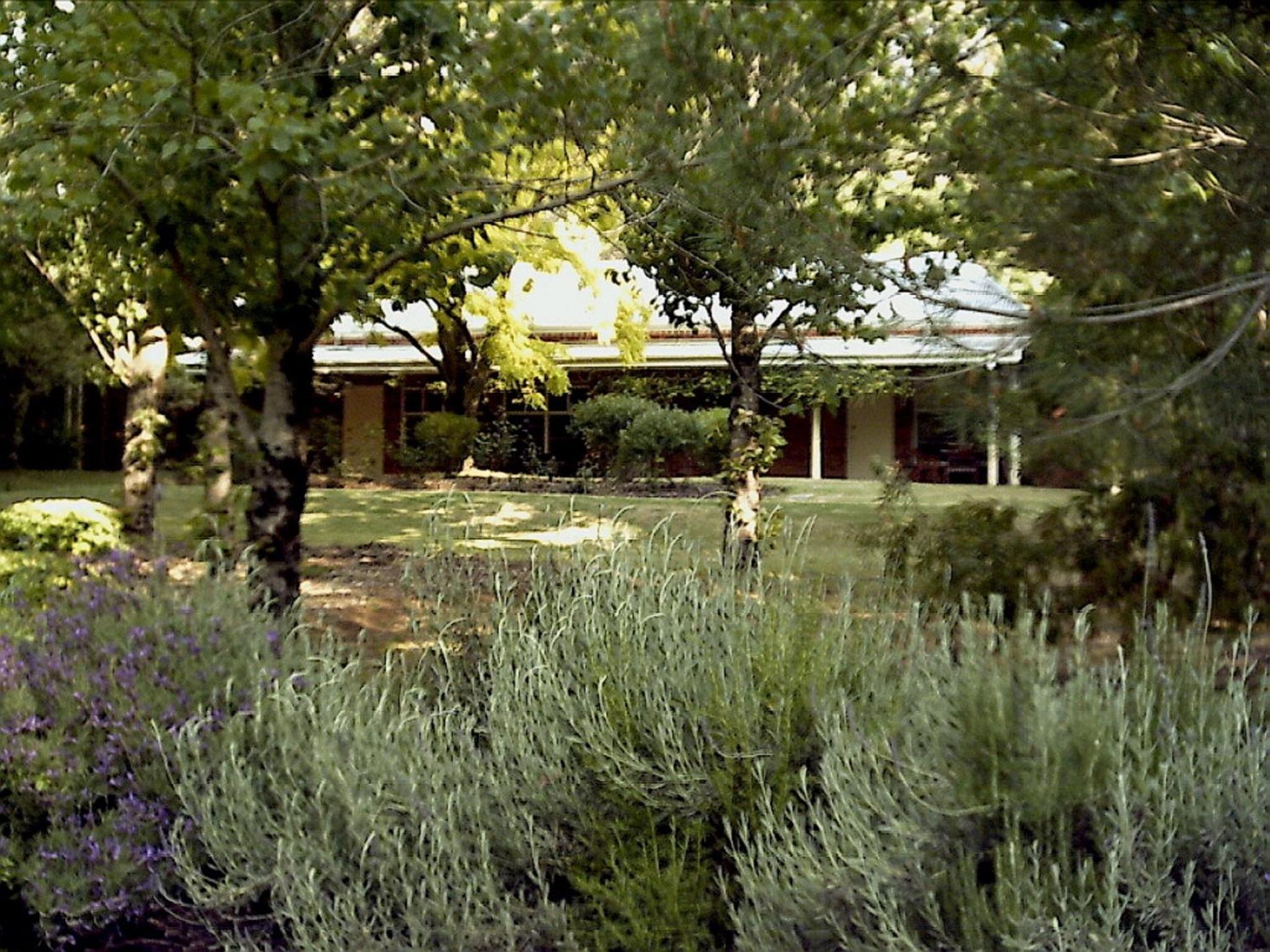 Redgum Hill Country Retreat