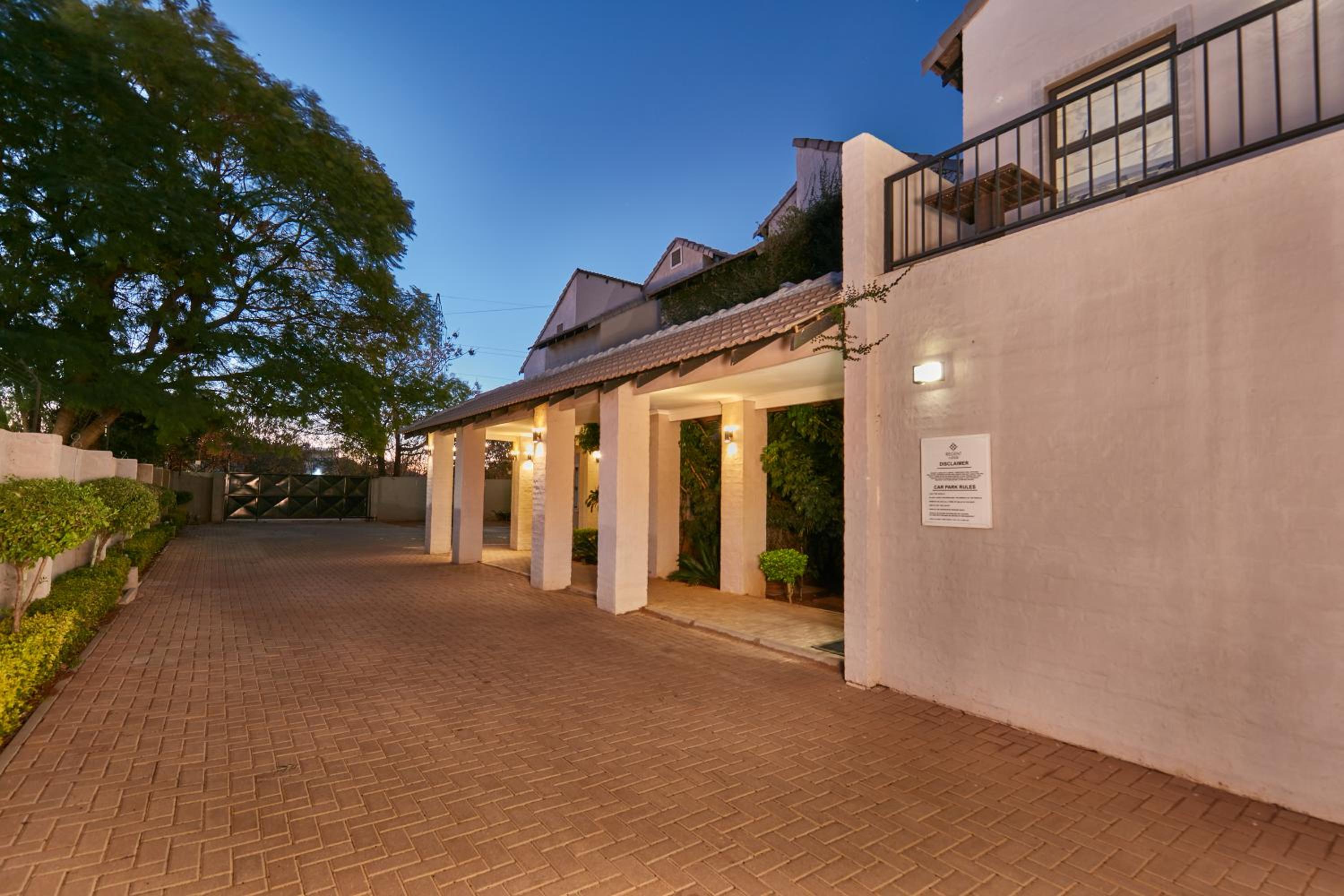 Regent Kgale Lodge