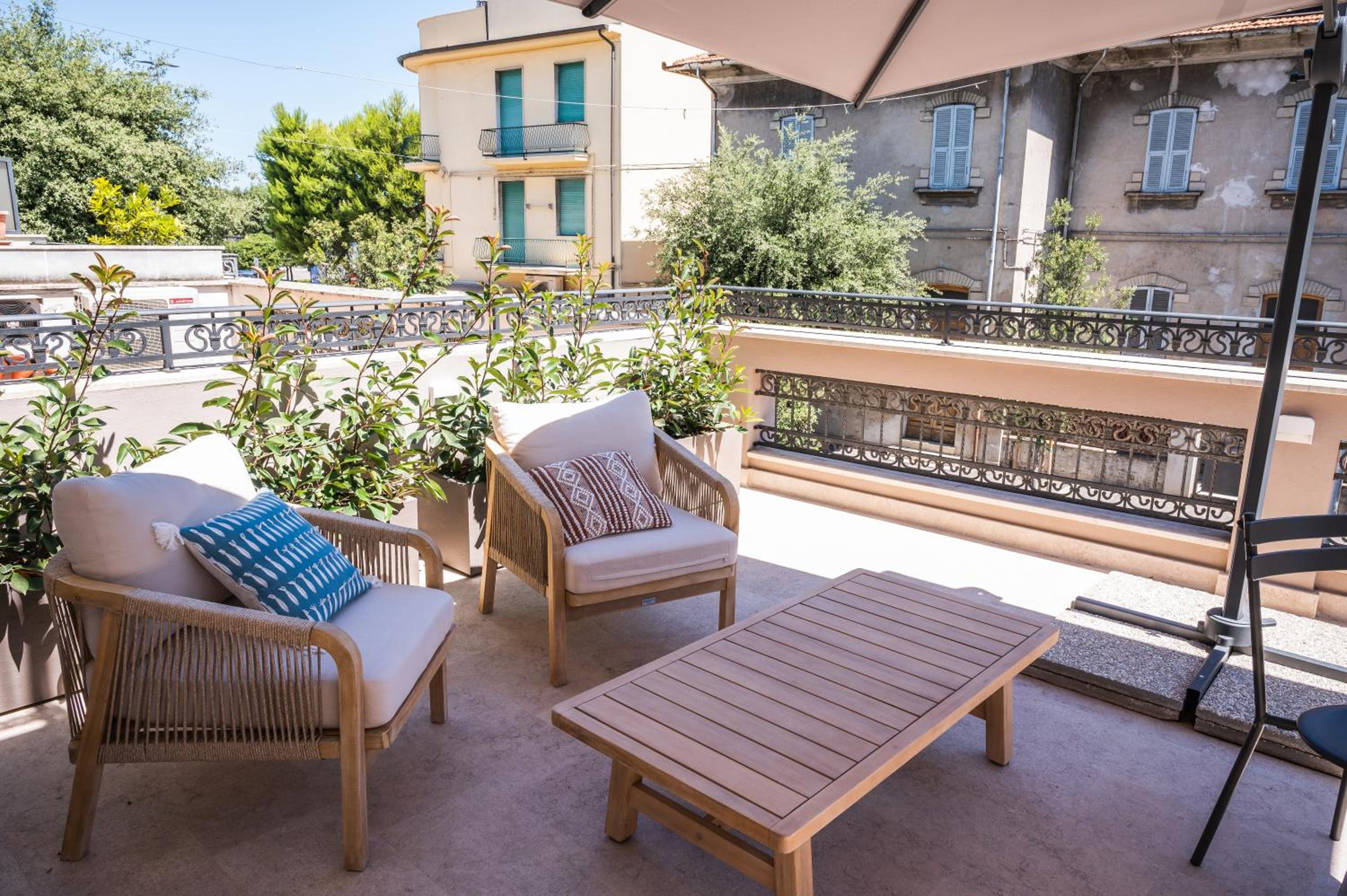 balance & terrace
