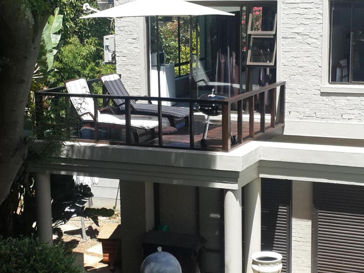 The Greens Guesthouse Bellville Golf Course view 4