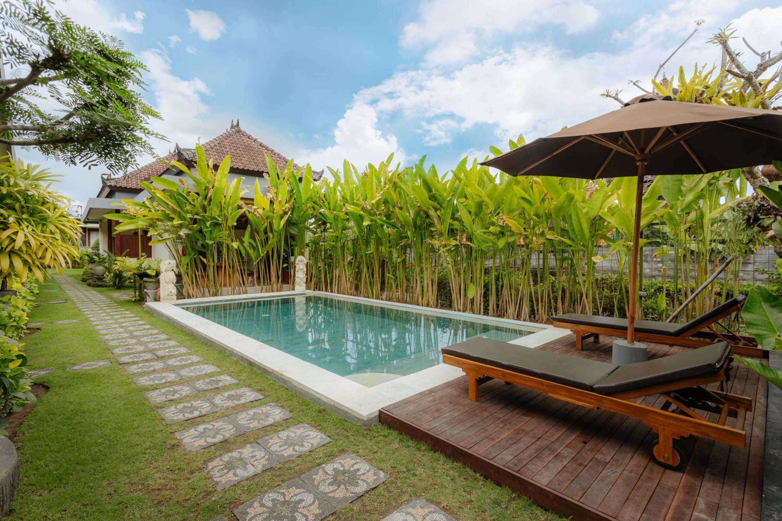 BUBU CANGGU Guesthouse view 2
