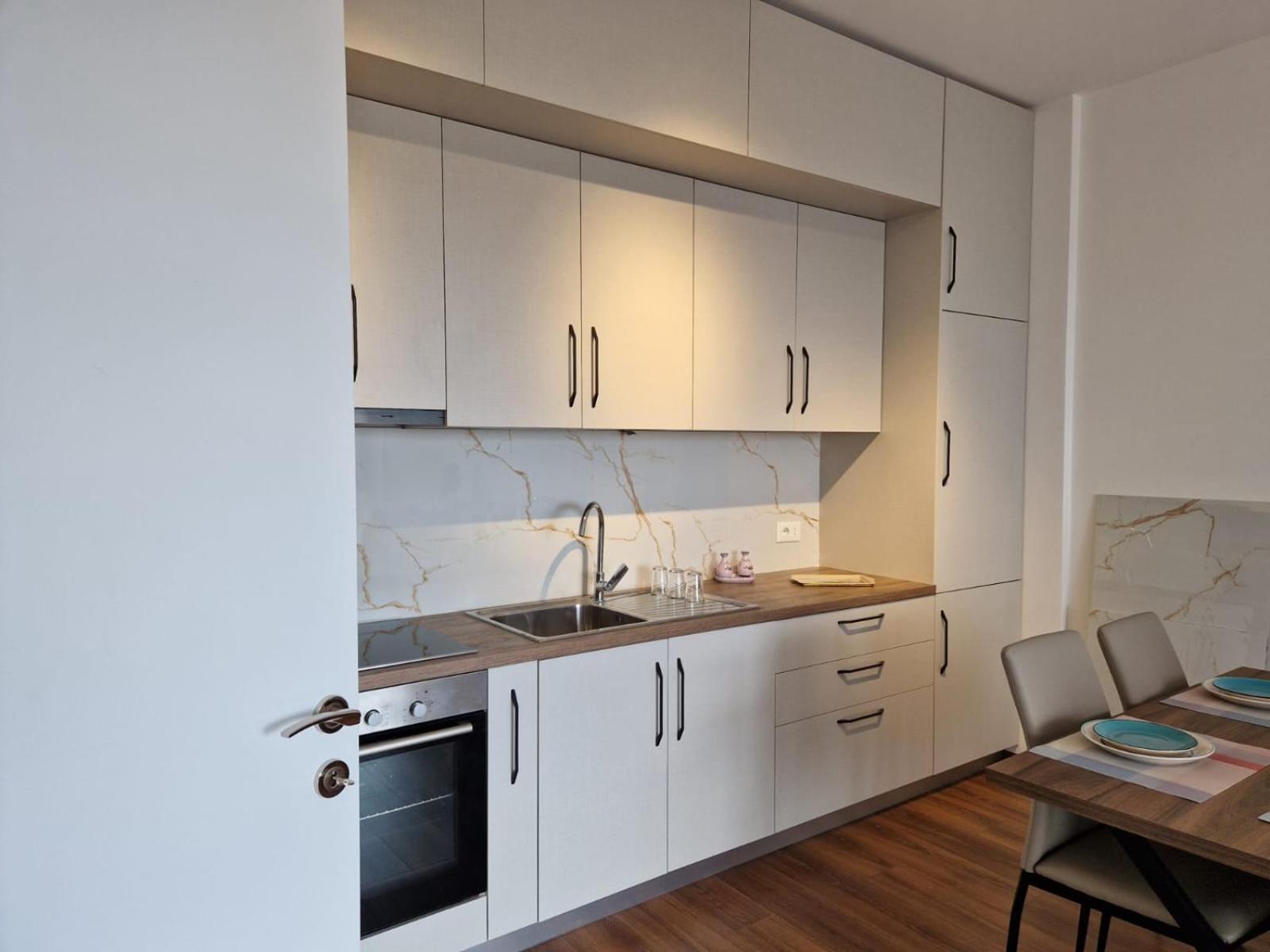 Red & White Palace Apartment