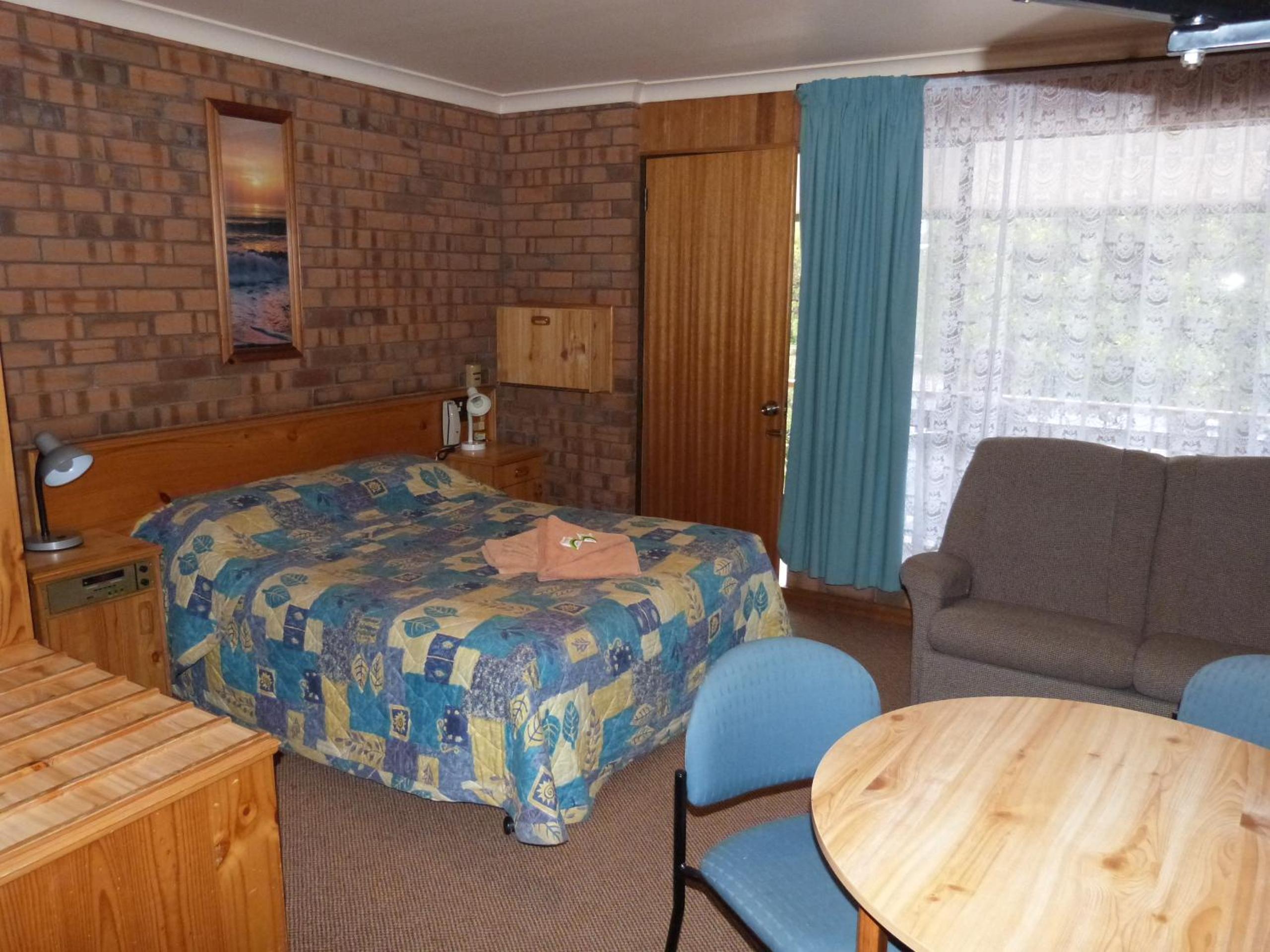 Wintersun Motel