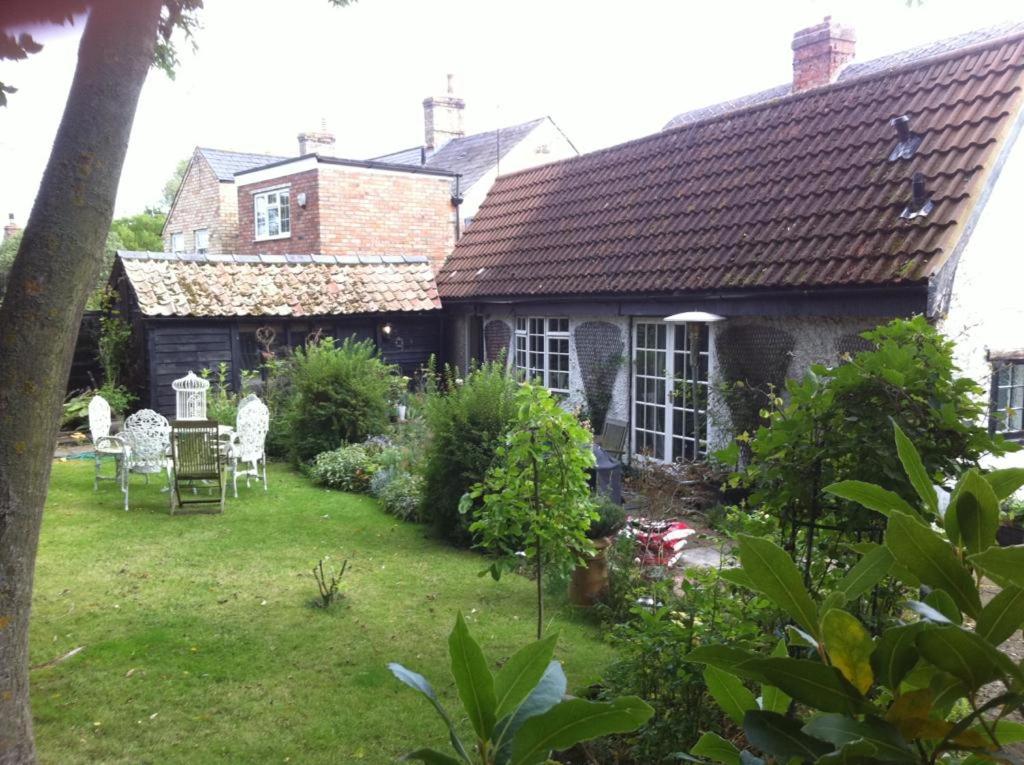 Quirky 18th Century Thatched Cottage