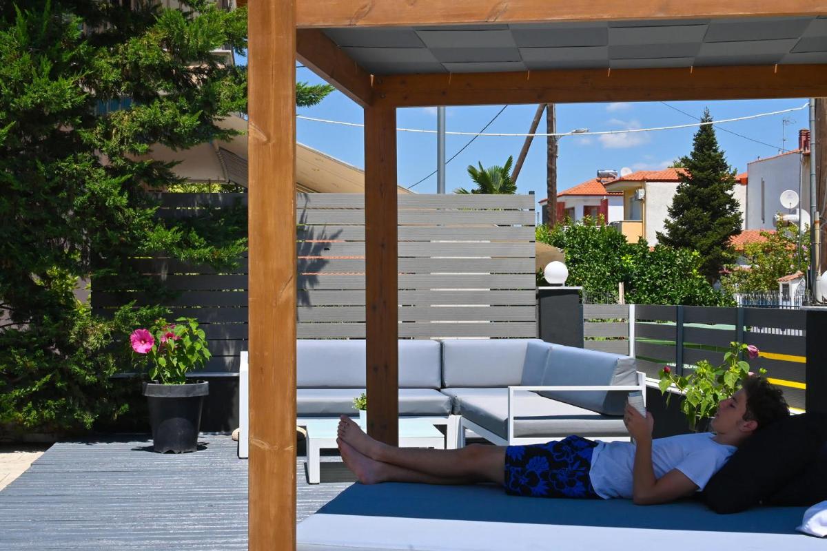 Philoxenia Suites