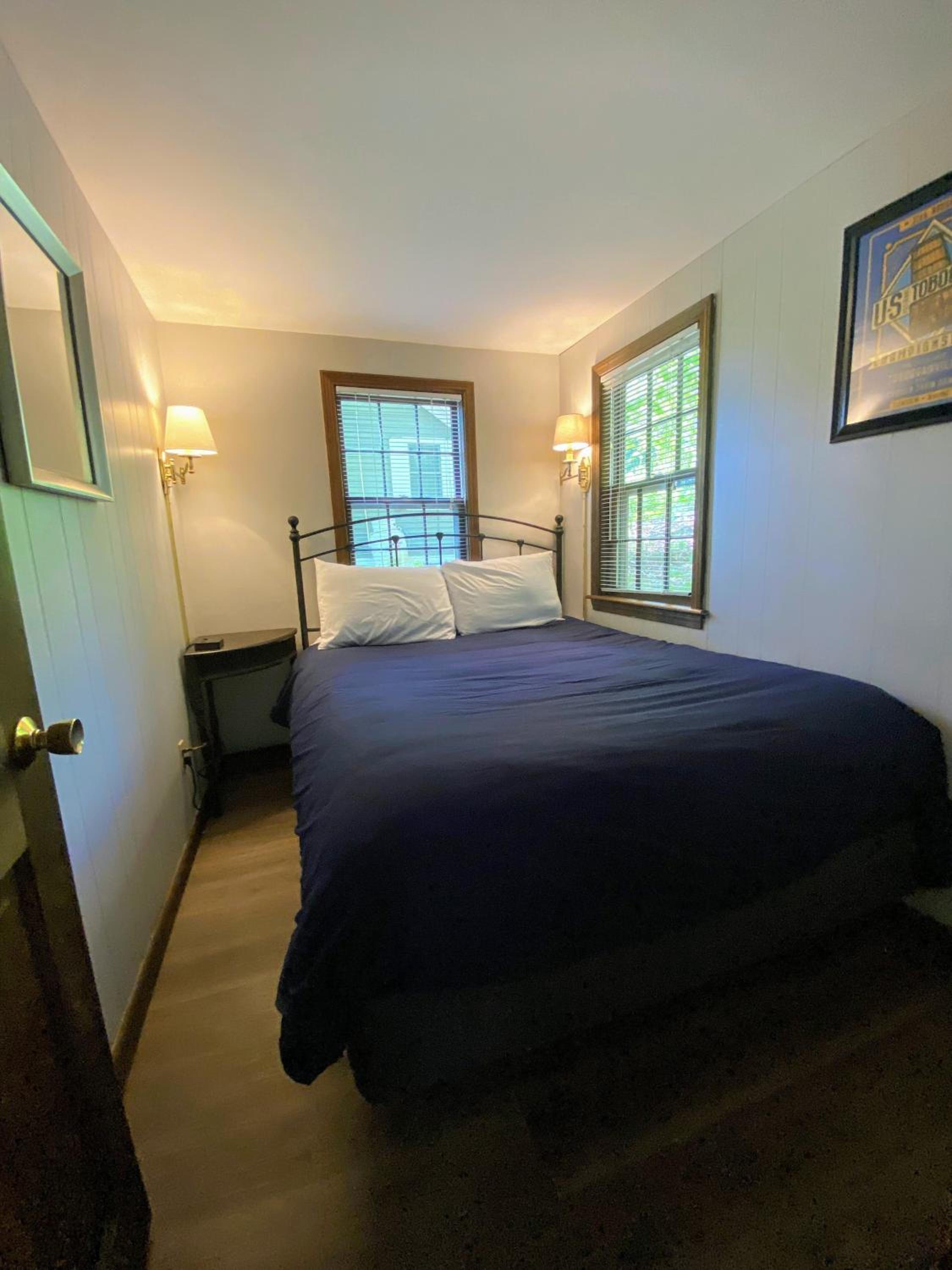 Pine Grove Cottages