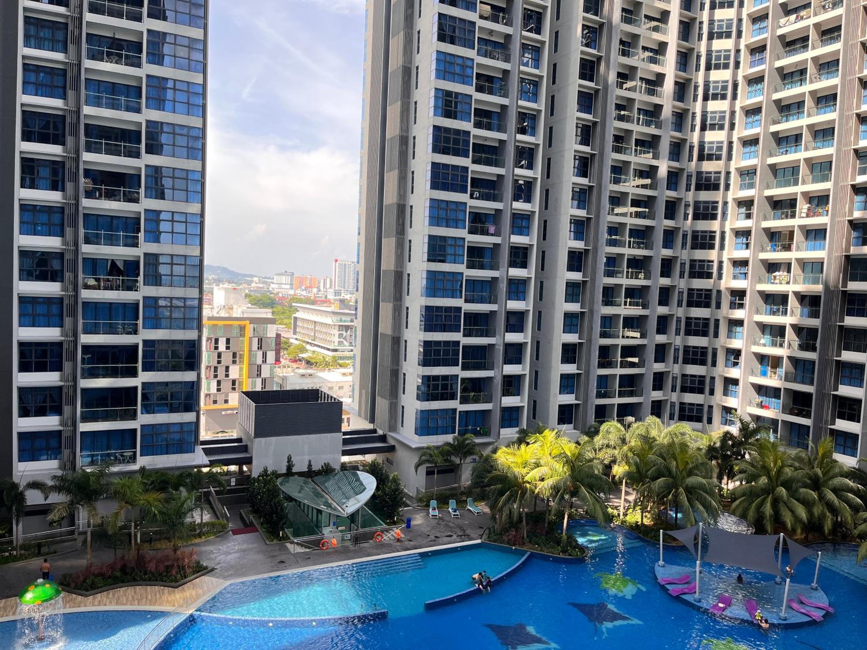 Golden House-Atlantis Residence
