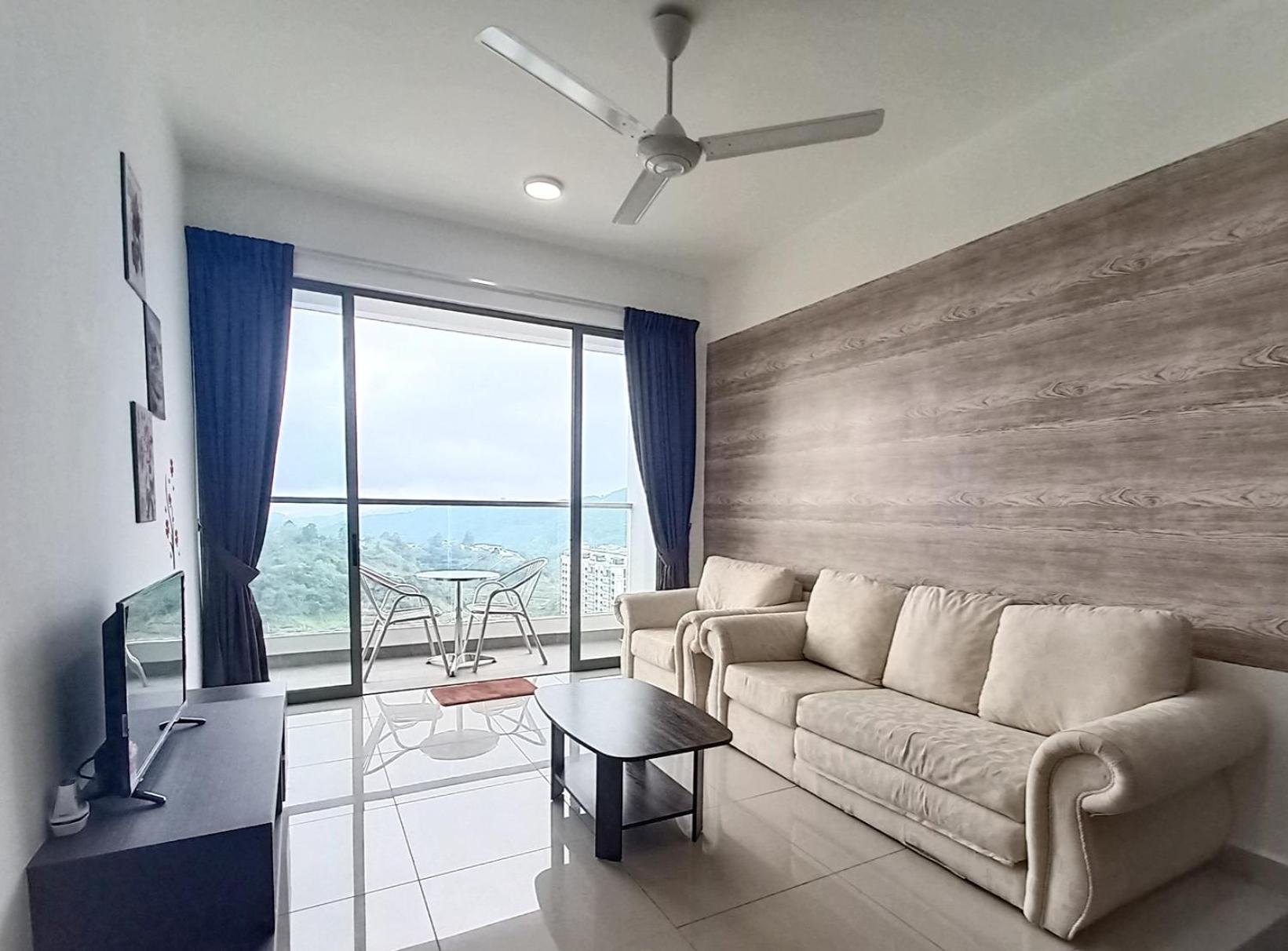 Homestay at Palas Horizon with sunrise view photo 1