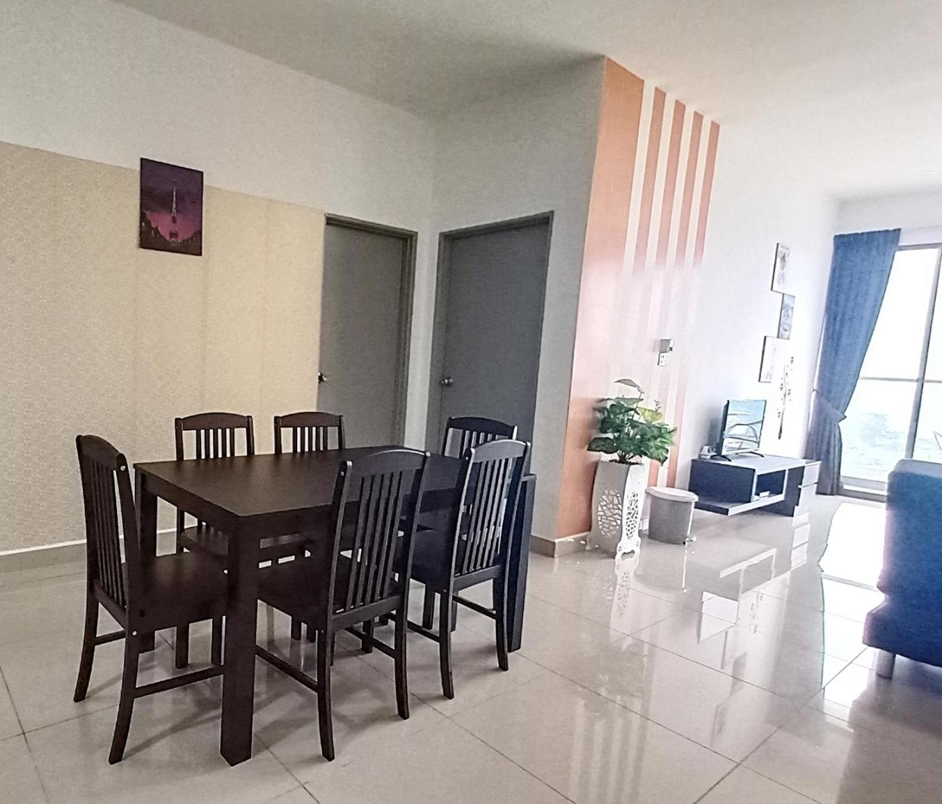 Homestay at Palas Horizon with sunrise view photo 3