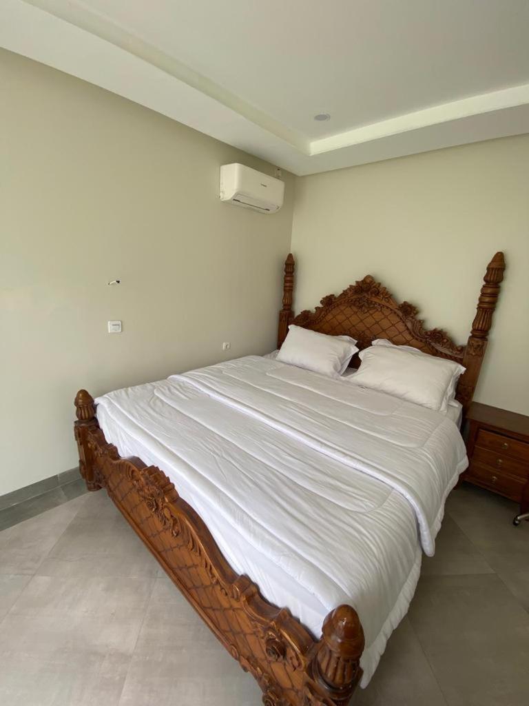 Villa Dalia Puncak Na6-18 view 4
