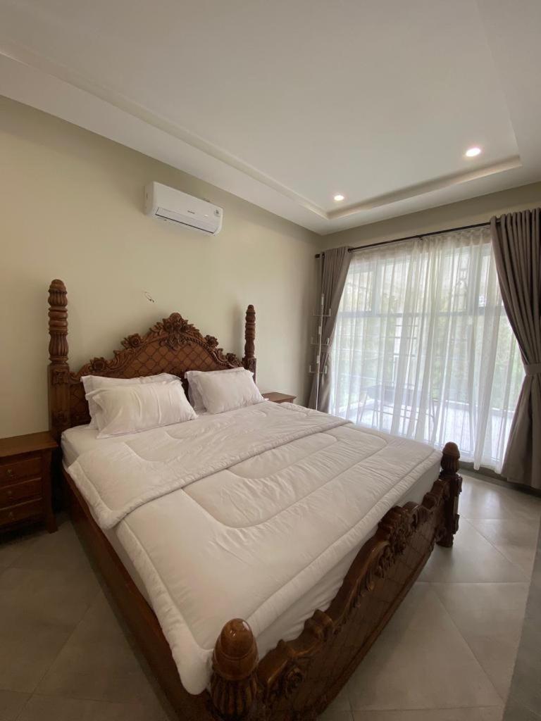 Villa Dalia Puncak Na6-18 view 5