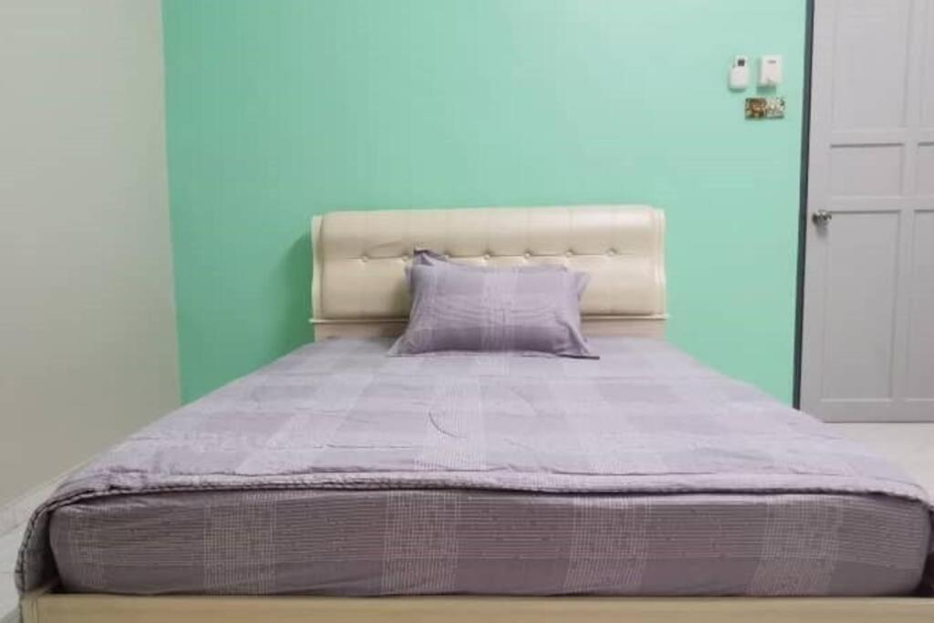 Mersing Spacious 3bedroom with free parking space photo 6