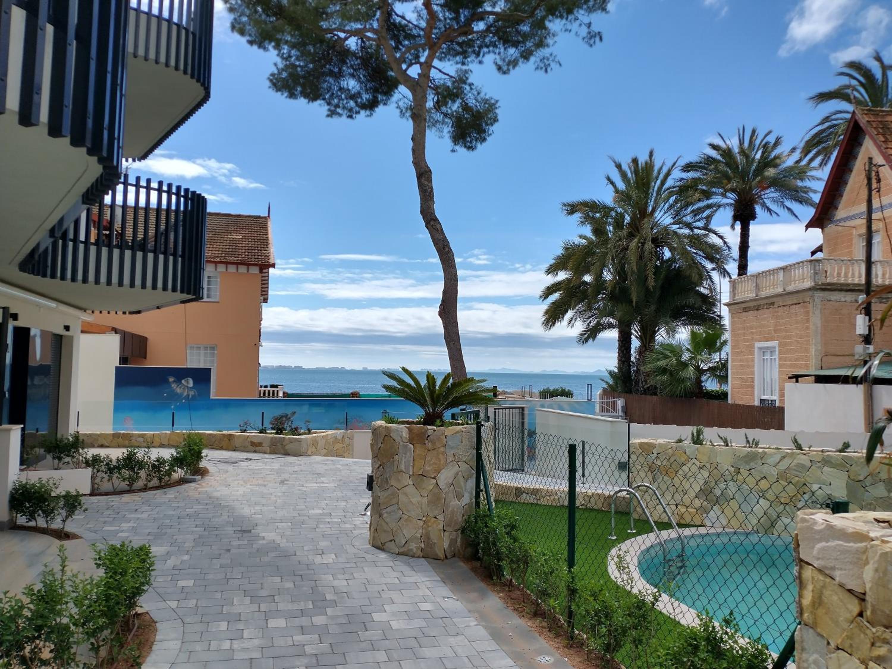 Modern nieuwbouwappartement aan het strand van de Mar Menor in Santiago de la Ribera