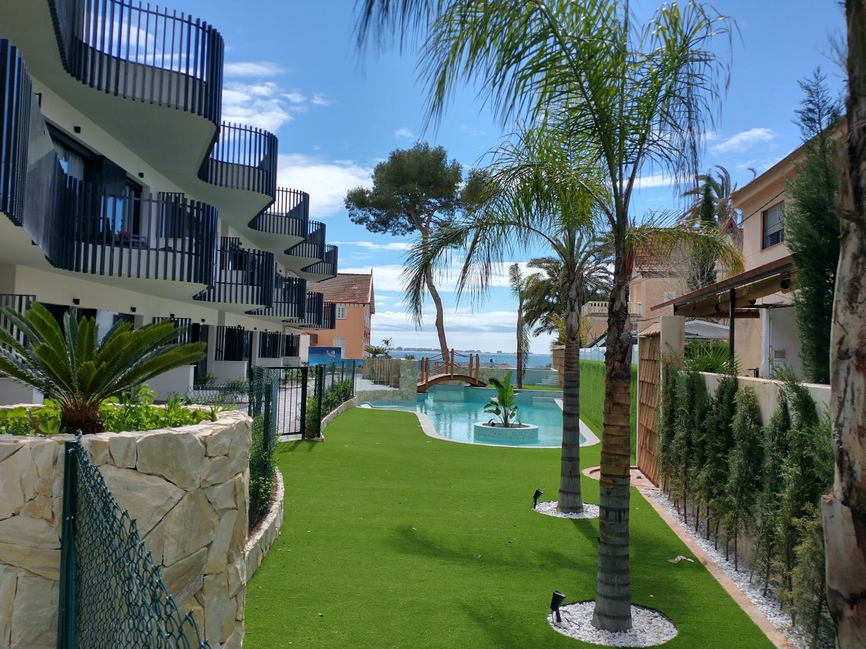 Modern nieuwbouwappartement aan het strand van de Mar Menor in Santiago de la Ribera