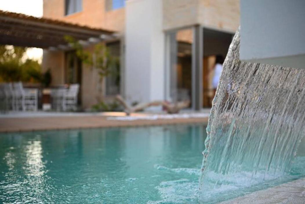 Annassa Experience Suites 2' walk from Almyrida Beach