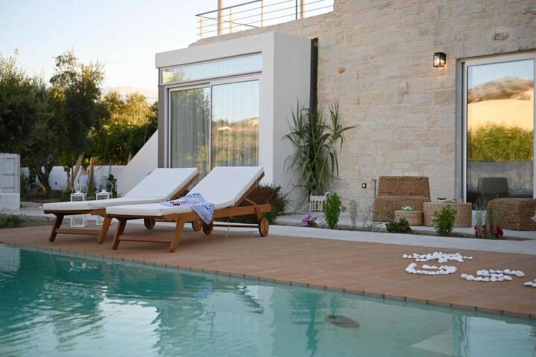 Annassa Experience Suites 2' walk from Almyrida Beach