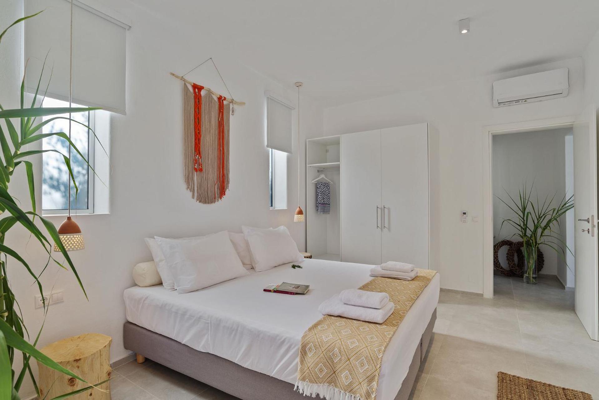 Annassa Experience Suites 2' walk from Almyrida Beach