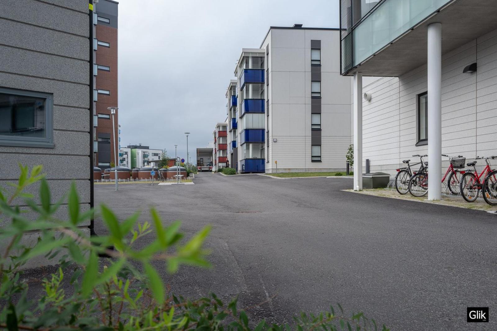 Spacious and cozy, well equipped, 2 bedroom apartment in great location view 5