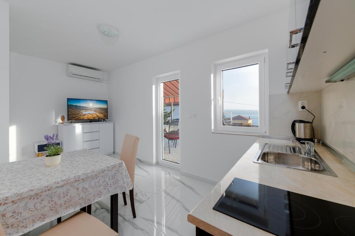 Apartments Melita view 2