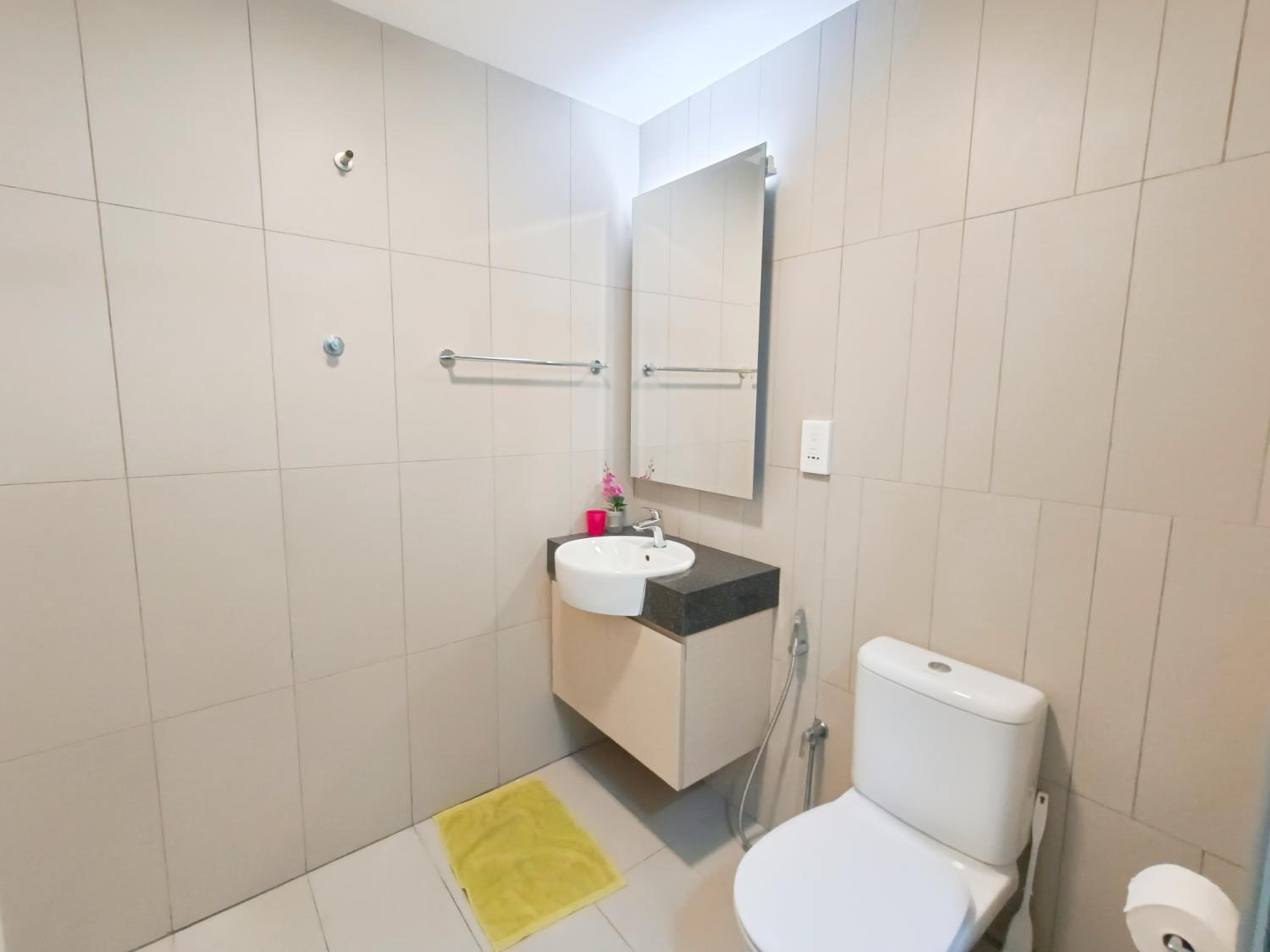 Afiniti, 2 min walk to legoland and Gleneagles Hospital By Hint Homestay photo 4