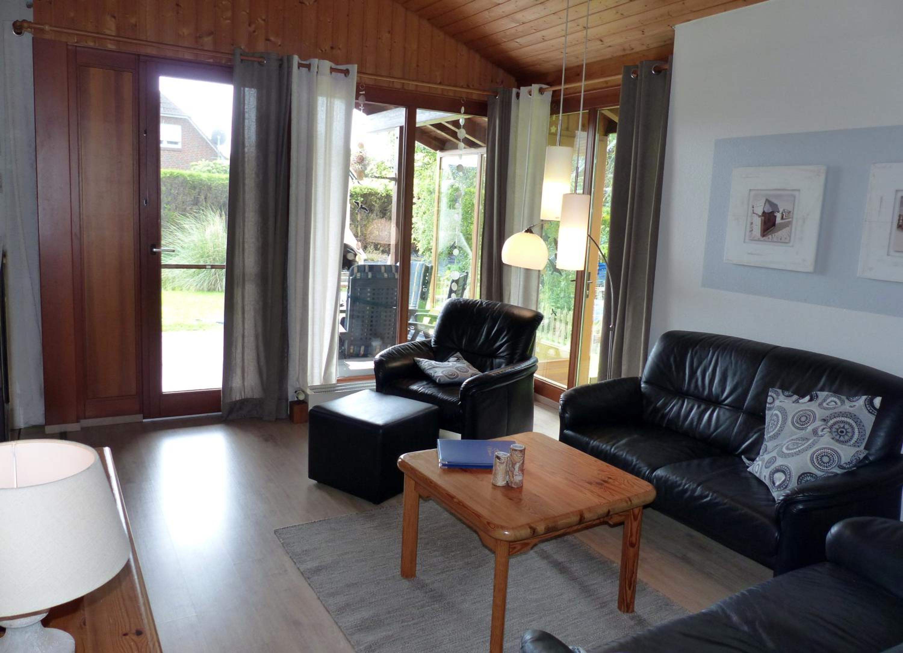 Dat Osterhuus - gemütlich, familienfreundlich, Kaminofen, WLAN, kurzer Weg zum Strand