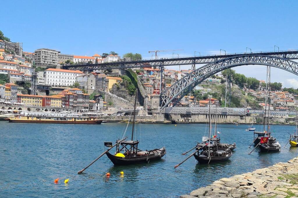 Bright Studio near Douro River - with Balcony view 2